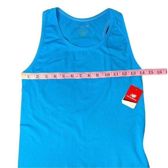 New Balance NWT Performance Seamless Tank in Kinetic Blue Size Small - Picture 9 of 11